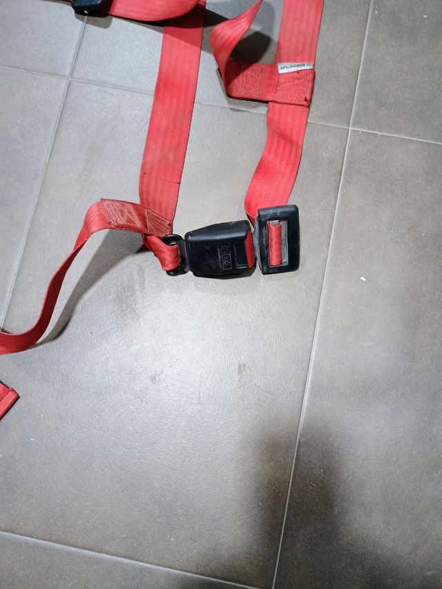 Cinturon de seguridad de  competición.