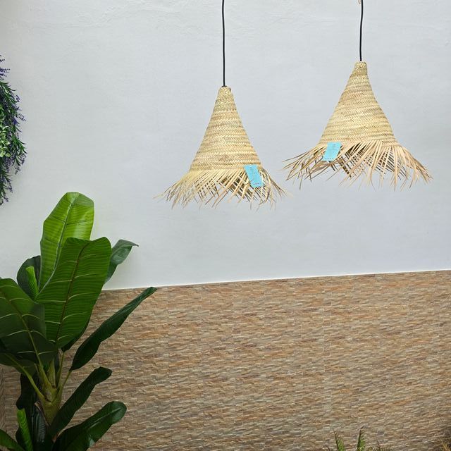 Candeeiro de folha de palmeira estilo Boho