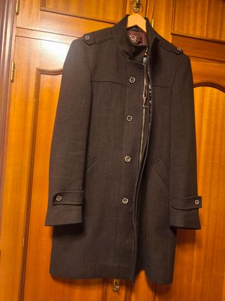 Abrigo de Zara, de hombre.