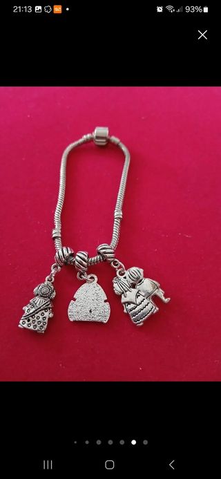 Charm fallera