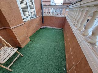 Casa pareada en venta en Els Molins en Mataró