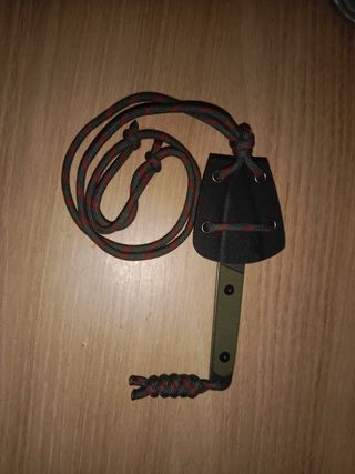 Cuchillo collar Neck Knife