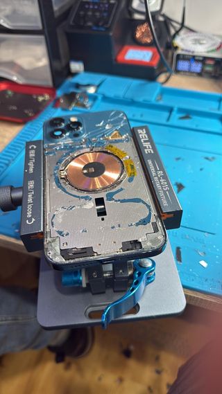 Reparación Express de IPhone & Android 