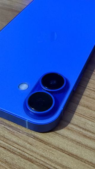 iPhone 16 XR