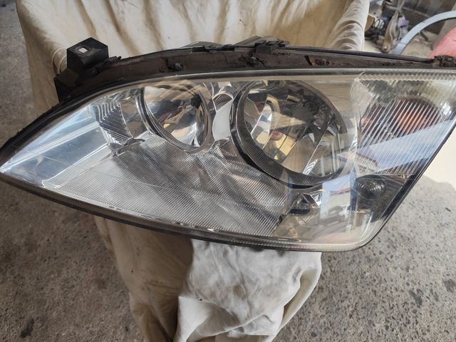 Faros Ford Mondeo 