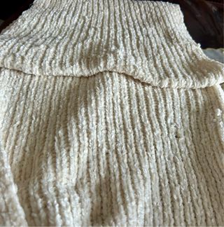 Sciarpa in maglia con ponpon di LiuJo