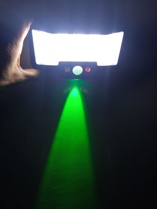 Applique esterno led con pannello solare