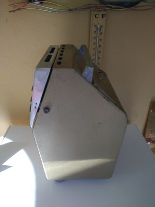 Calefactor retrofuturista Butsir