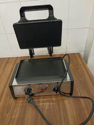 Sandwichera plancha industrial