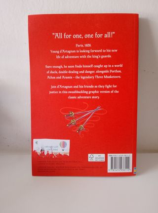 The Three Musketeers (Usborne Graphic Classics)