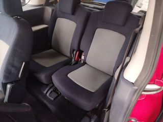 Peugeot 1007 2006