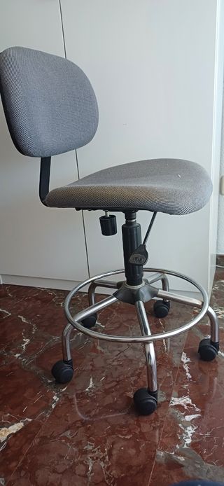 Silla giratoria de laboratorio