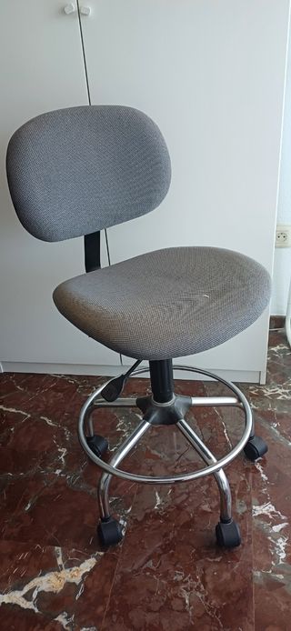 Silla giratoria de laboratorio