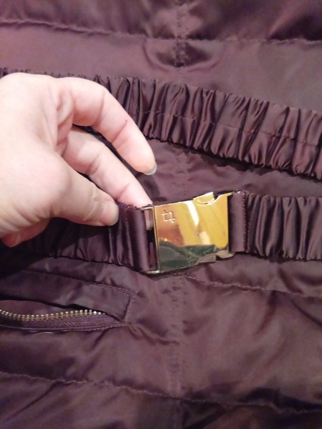 Plumas tintoretto granate