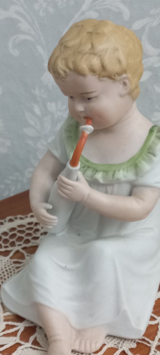 Figura,estilo bebé piano