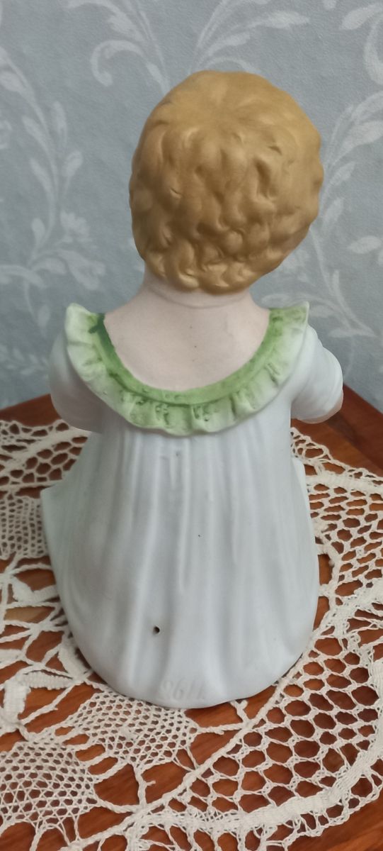 Figura,estilo bebé piano