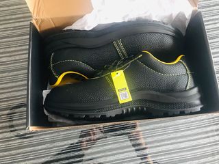 Zapatos de Seguridad. N 43