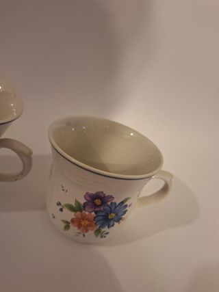 SET 2 TAZZE CON FIORI