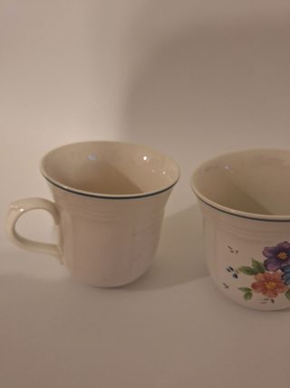 SET 2 TAZZE CON FIORI