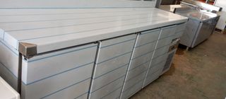 CONGELADOR VERTICAL, MESAS DE FRÍO, ARCONES, etc