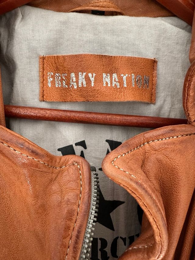 Cazadora cuero mujer FREAKY NATION