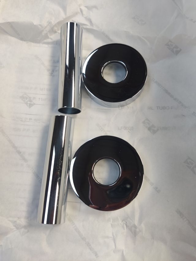 Lote accesorios cromo para secatoallas