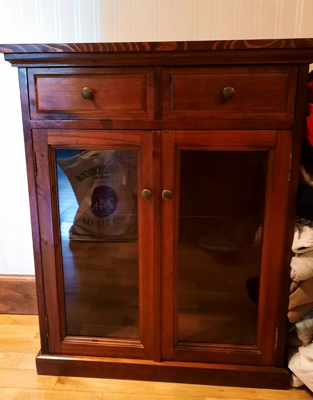Mueble auxiliar vitrina