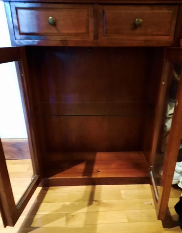 Mueble auxiliar vitrina