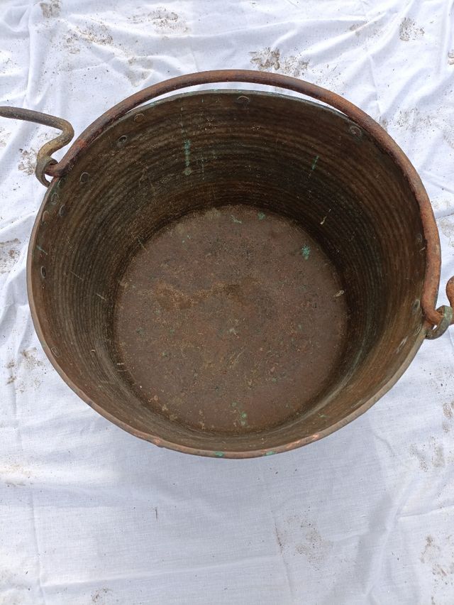 Perola cobre antigua