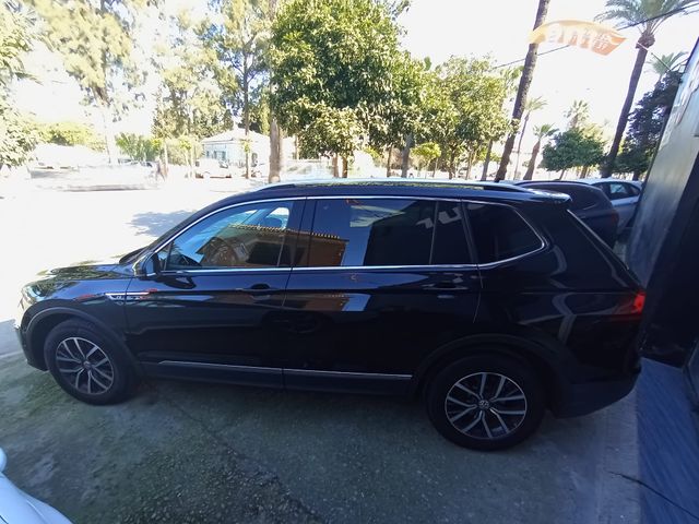 Volkswagen Tiguan Allspace *IVA DEDUCIBLE*