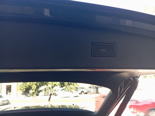 Volkswagen Tiguan Allspace *IVA DEDUCIBLE*