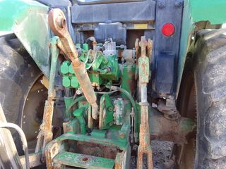 Tractor JOHN DEERE 6110 PREMIUM.