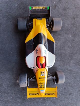 Scalextric Minardi F1