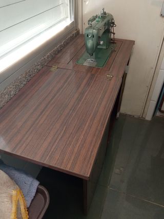 Maquina coser antigua REFREY Transforma245