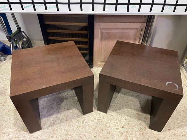 Mesas auxiliares de madera