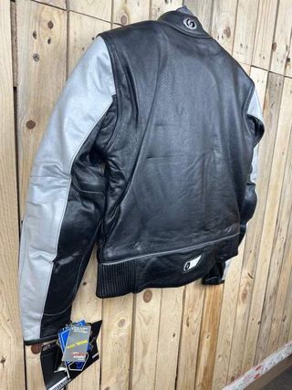 CHAQUETA T-S DE MOTO O1E NEGRA