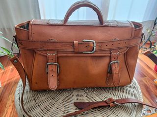 Bolso grande de cuero