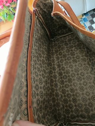 Bolso grande de cuero