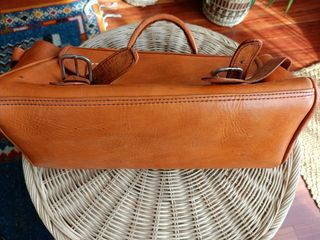 Bolso grande de cuero