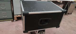 Cajas JBL con altavoz BEYMA 12"