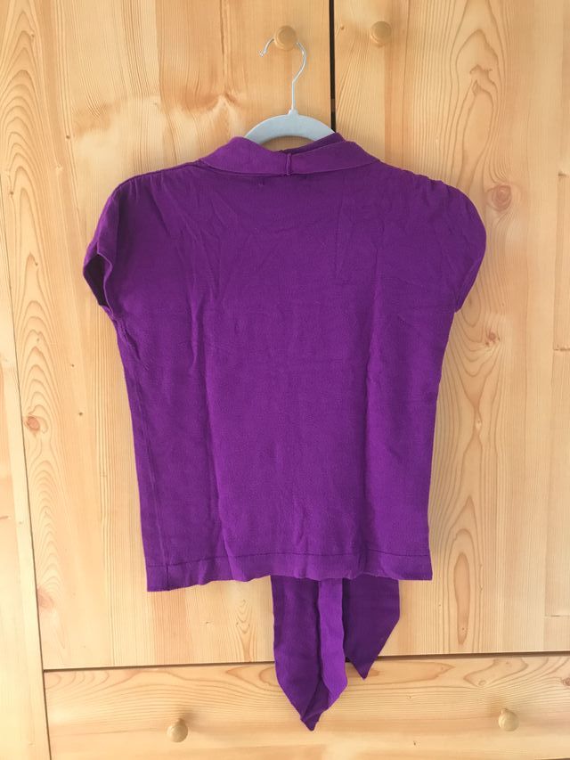 Jersey manga corta con lazo en cuello