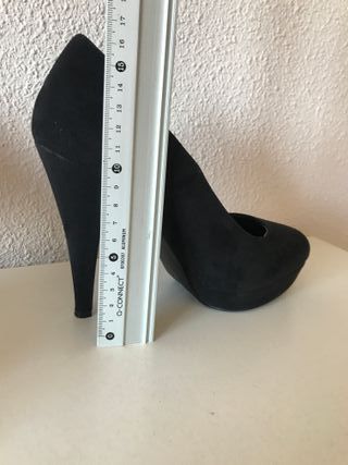 Zapatos de tacón negros