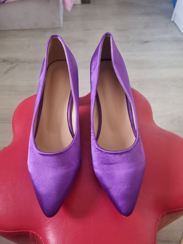 Zapato tela morado 39