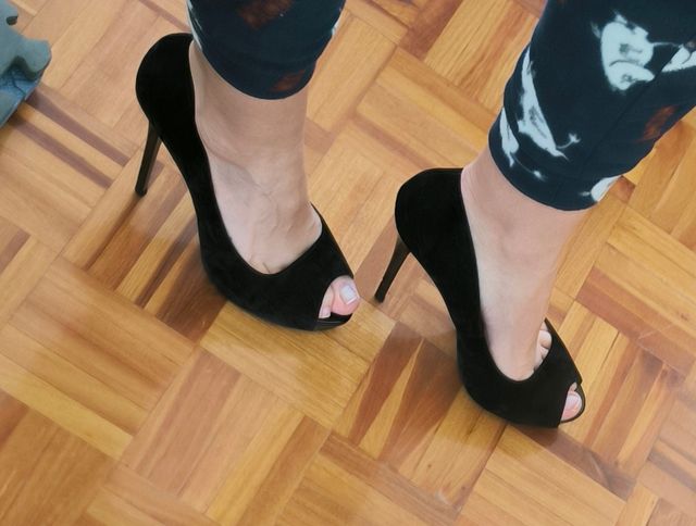 Zapatos negros de terciopelo