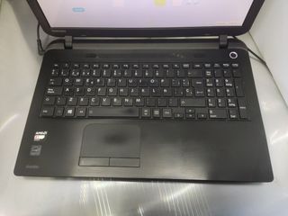 Ordenador portátil Toshiba satellite C50D