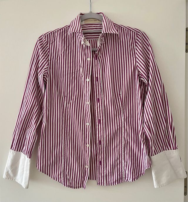 Elegante camisa de Purificación García. Talla 38