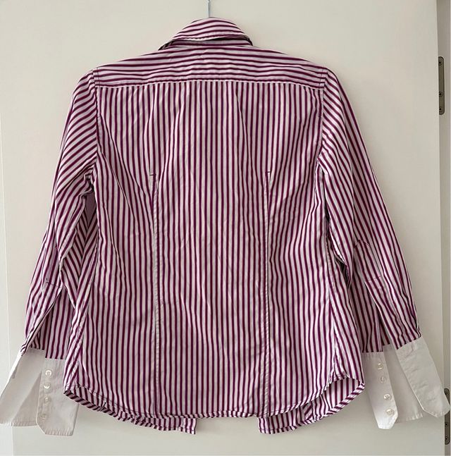 Elegante camisa de Purificación García. Talla 38