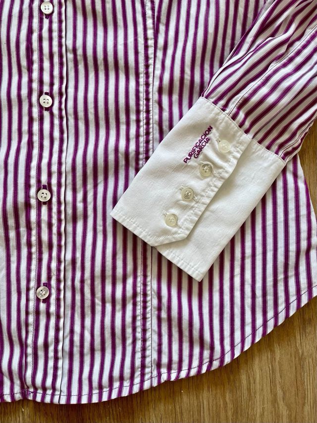 Elegante camisa de Purificación García. Talla 38