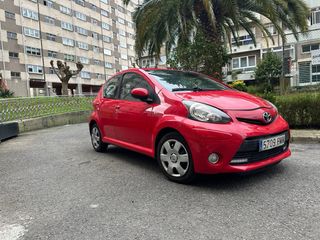 Toyota aygo Aygo 4 puertas  2012