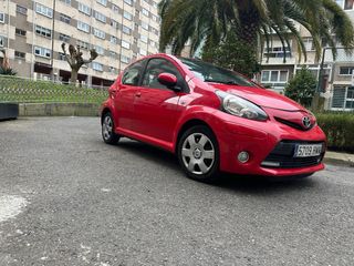 Toyota aygo Aygo 4 puertas  2012